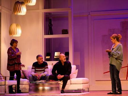 Imagen Una serie de 'Mentiras inteligentes' pone en jaque, sobre las tablas del Teatro Juan Bravo, a una familia encabezada por María Luisa Merlo
